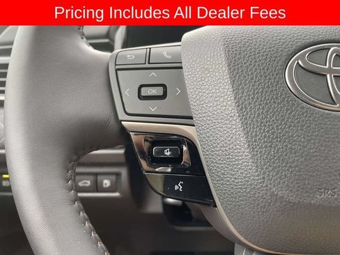 Used 2026 Toyota Camry XLE FWD image 25