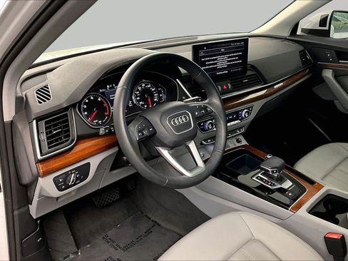 Used 2023 Audi Q5 2.0T Premium w/ Convenience Package AWD/4WD image 18