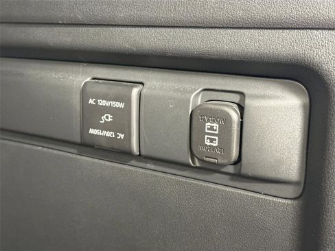 Certified 2025 MAZDA CX-70 Plug-In Hybrid w/ Premium Plus AWD/4WD image 44