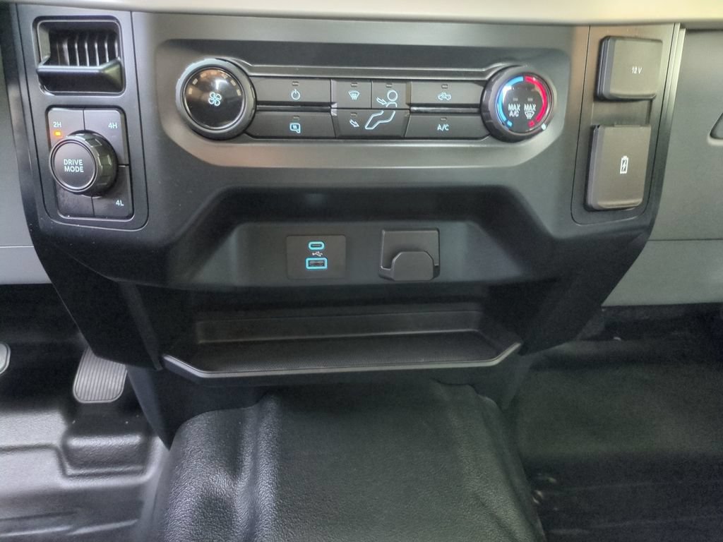 Used 2023 Ford F150 XL w/ XL Chrome Appearance Package AWD/4WD image 14