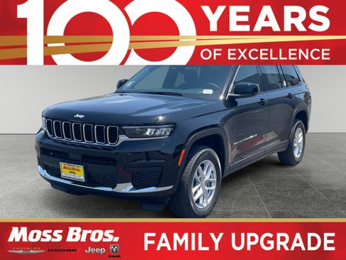 New 2026 Jeep Grand Cherokee L Laredo AWD/4WD image 1