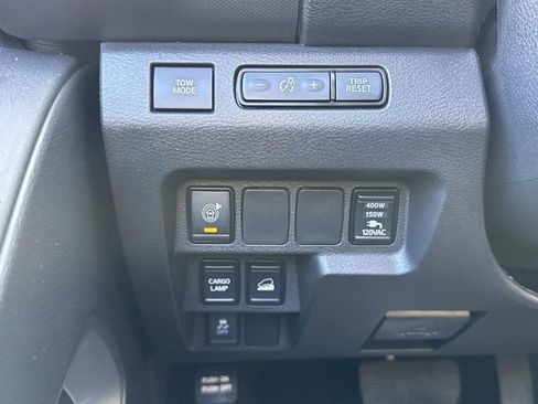 Used 2024 Nissan Frontier SV w/ SV Convenience Package image 23