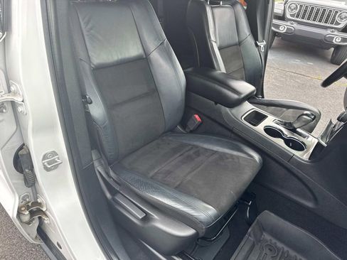 Used 2021 Jeep Grand Cherokee Laredo X RWD image 24