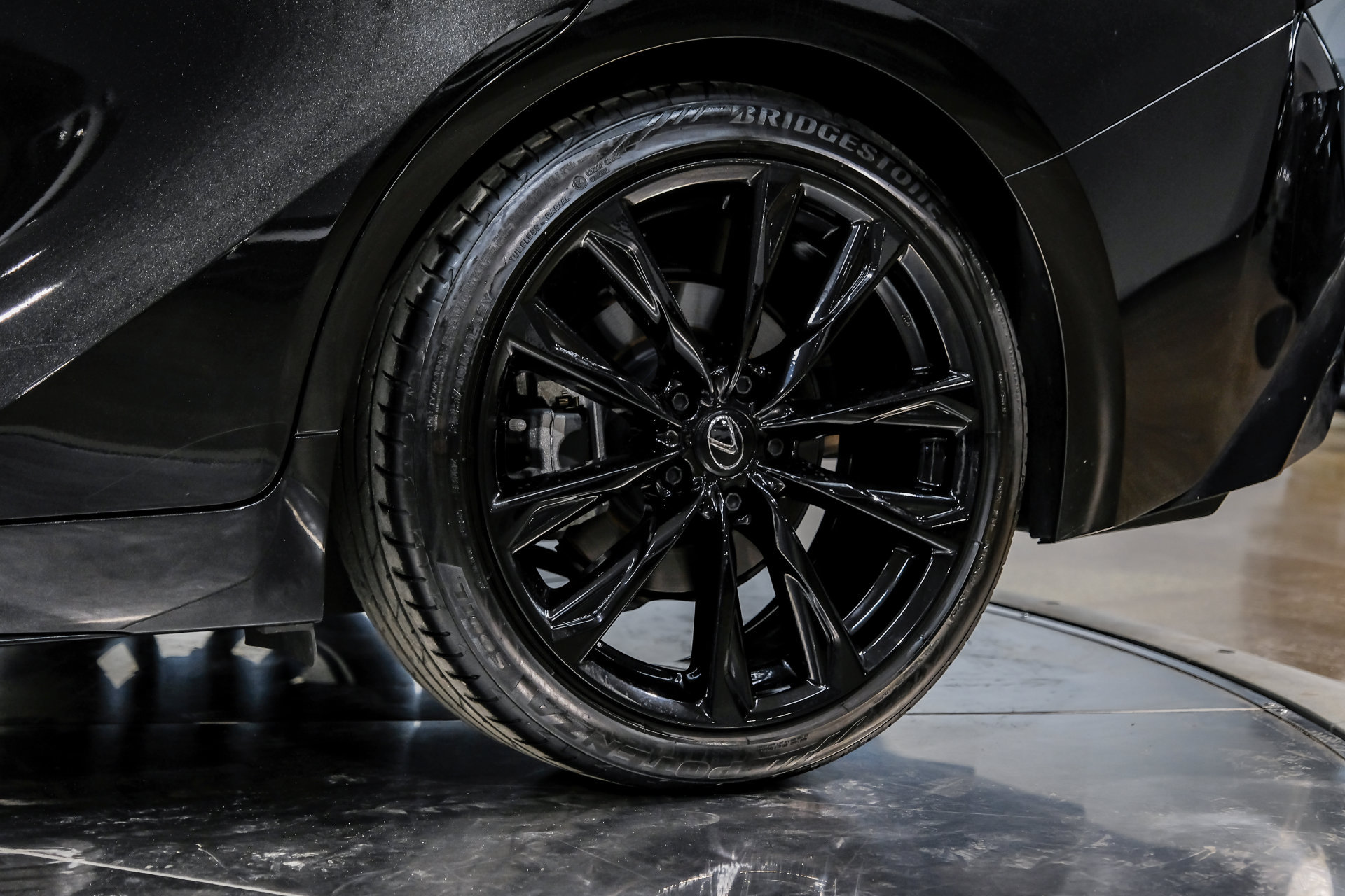 Used 2025 Lexus IS 350 F Sport RWD image 57
