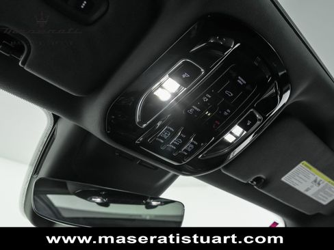 New 2025 Maserati Grecale Modena AWD/4WD image 40