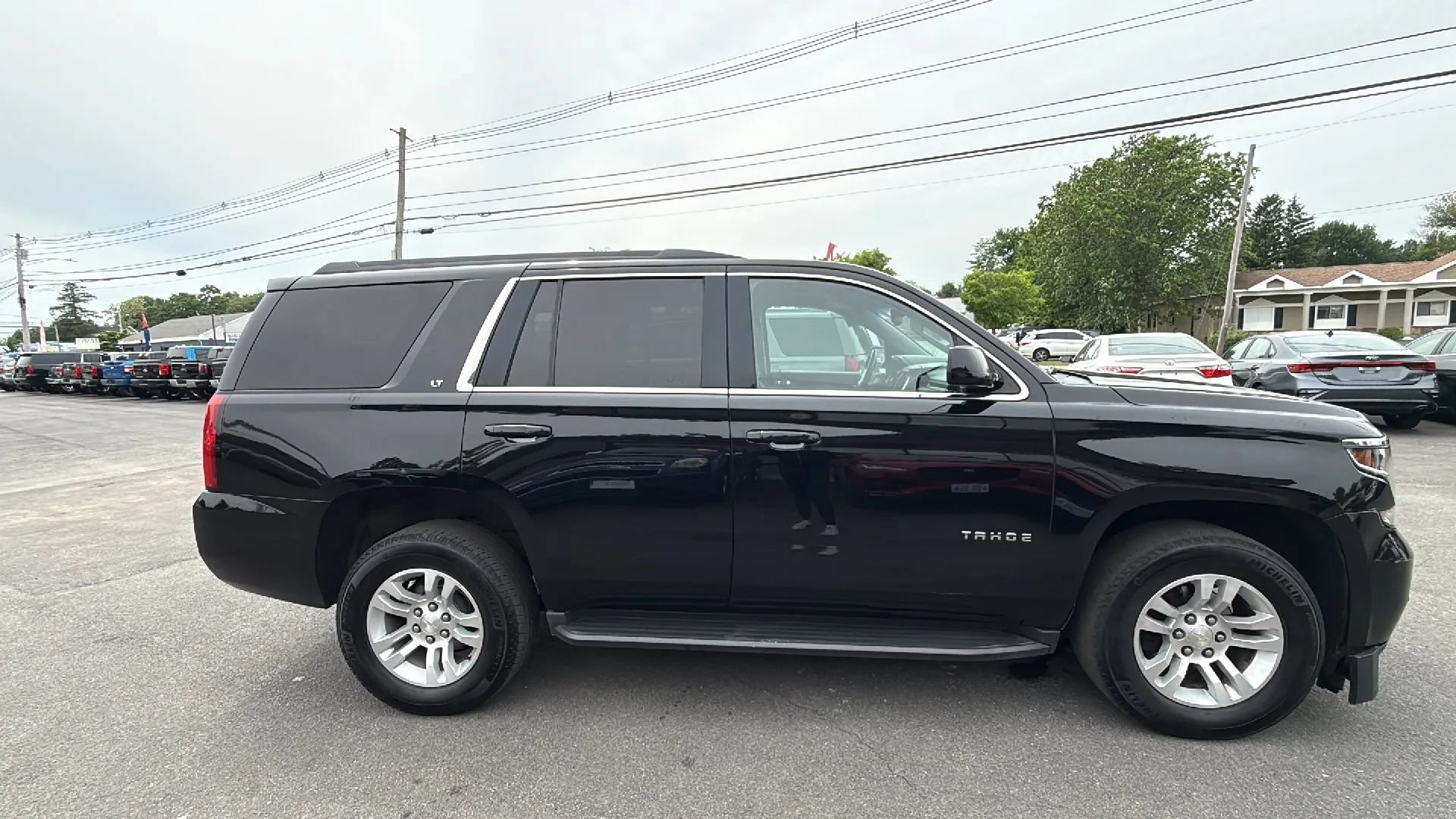 Used 2019 Chevrolet Tahoe LT AWD/4WD image 12