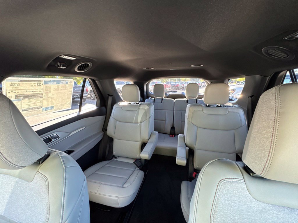 New 2027 Ford Explorer Active w/ Active Comfort Package AWD/4WD image 24