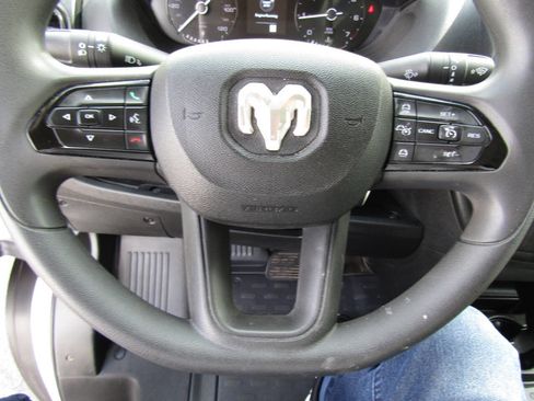 Used 2025 RAM ProMaster 3500 w/ Convenience Group image 15