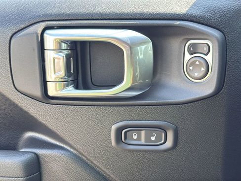 New 2026 Jeep Gladiator Rubicon image 16