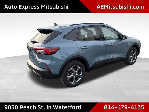 Used 2025 Ford Escape ST-Line Select AWD/4WD image 7