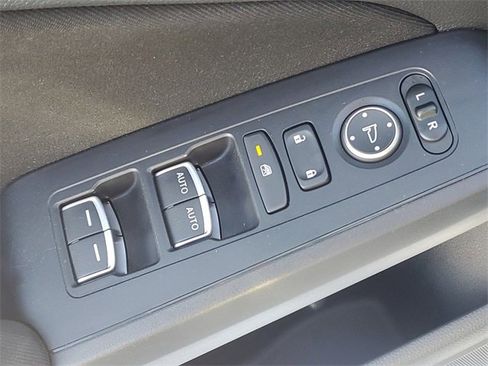 Used 2023 Honda Civic Sport image 14