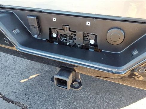 Used 2024 Chevrolet Silverado 2500 ZR2 image 21