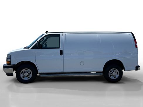 Used 2023 Chevrolet Express 2500 w/ Driver Convenience Package RWD image 2