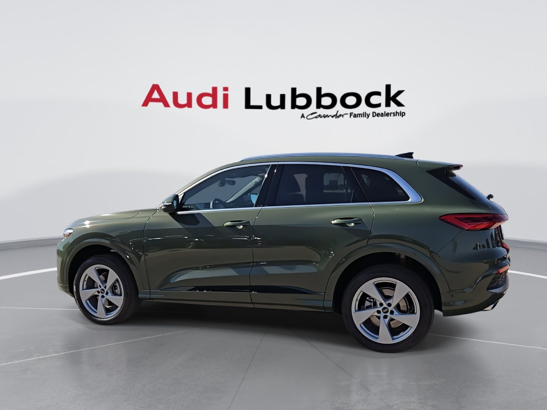 Used 2026 Audi Q5 Premium Plus w/ Premium Plus AWD/4WD image 6