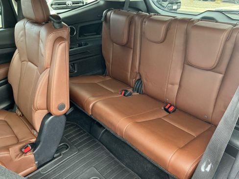 Used 2020 Subaru Ascent Touring w/ Popular Package #2 image 16