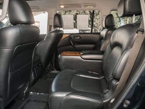 Used 2021 Nissan Armada SL w/ Captain's Chairs Package RWD image 39