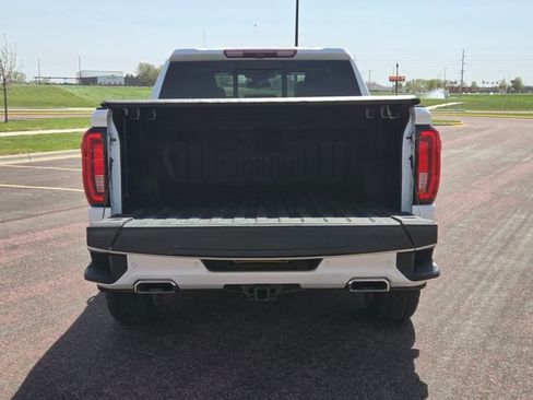 Used 2022 GMC Sierra 1500 Denali AWD/4WD image 47