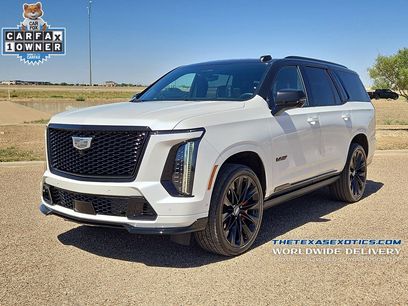 Used 2025 Cadillac Escalade V w/ LPO, ONYX Package