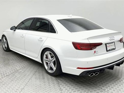 Used 2019 Audi S4 Premium Plus w/ Premium Plus Package image 4