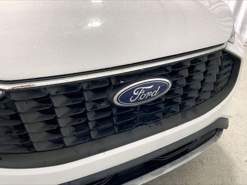 Used 2023 Ford Escape Active w/ Tech Pack #1 FWD image 7