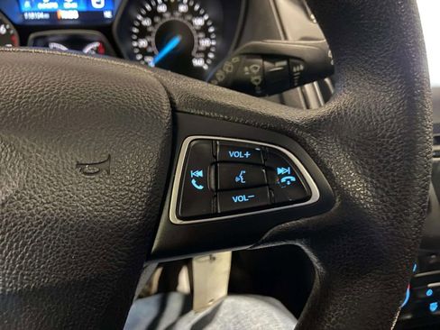 Used 2018 Ford Focus SEL image 38