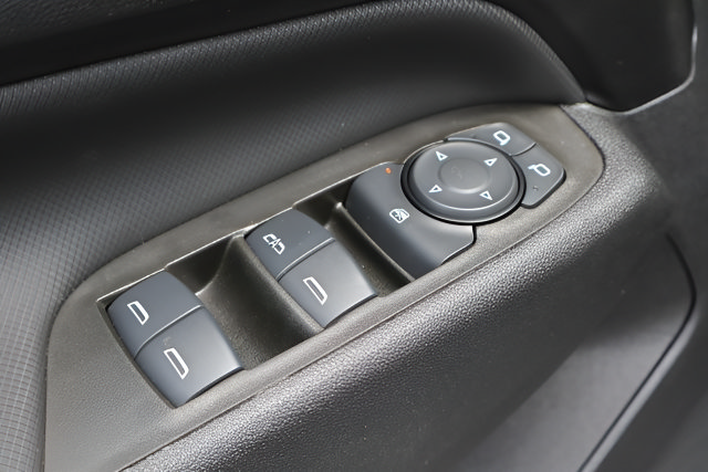 Used 2024 Chevrolet Equinox RS FWD image 12