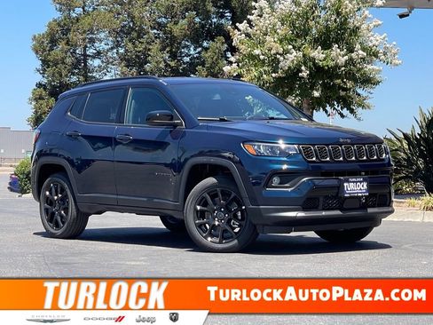 New 2026 Jeep Compass Latitude AWD/4WD image 1