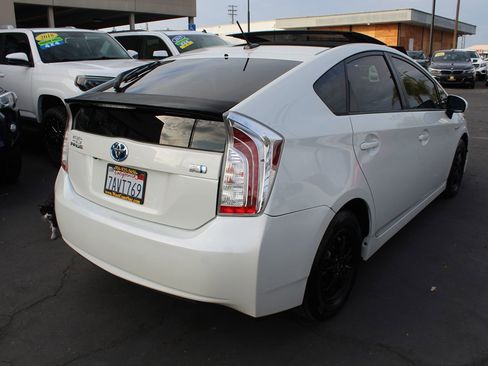 Used 2013 Toyota Prius Three image 7