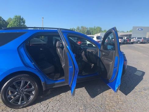 Used 2024 Chevrolet Equinox RS w/ RS Leather Package AWD/4WD image 11