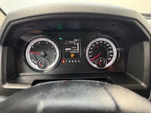 Used 2019 RAM 1500 Express w/ Wheel & Sound Group AWD/4WD image 9