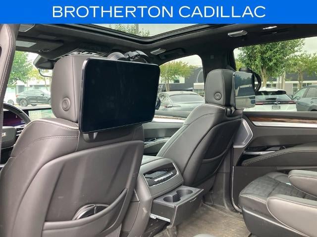 Used 2025 Cadillac Escalade Sport Platinum AWD/4WD image 15