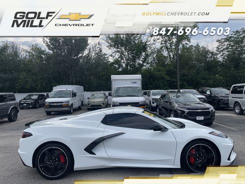 Used 2025 Chevrolet Corvette Stingray Preferred Conv w/ Stealth Interior Trim Package RWD image 5