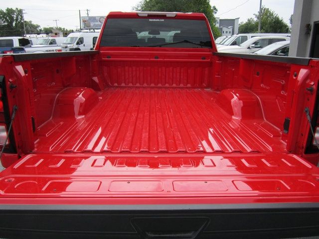 Used 2025 GMC Sierra 3500 SLE w/ SLE Convenience Package AWD/4WD image 31