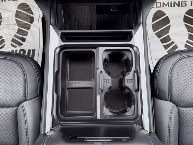 Used 2026 Ford F450 Platinum AWD/4WD image 31