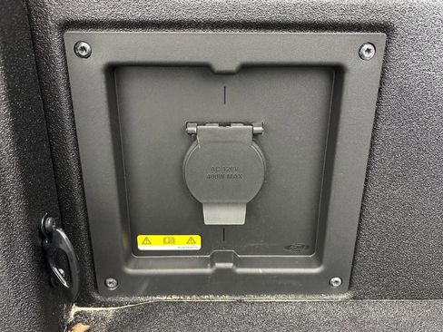 Certified 2023 Ford F150 XLT w/ Equipment Group 302A High image 31