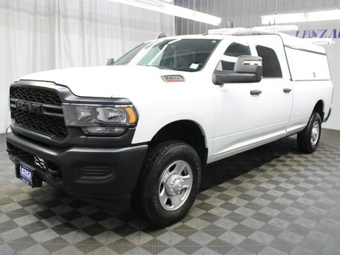 Used 2023 RAM 3500 Tradesman w/ Convenience Group AWD/4WD image 9