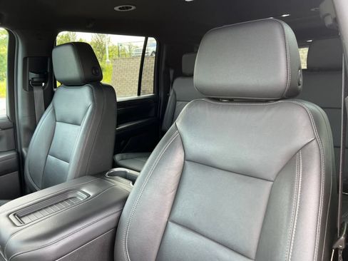 Used 2021 Chevrolet Suburban Z71 w/ Max Trailering Package AWD/4WD image 14