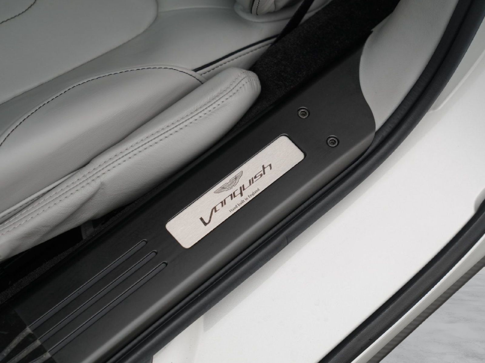 Used 2016 Aston Martin Vanquish Coupe RWD image 13