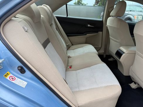 Used 2012 Toyota Camry LE FWD image 22