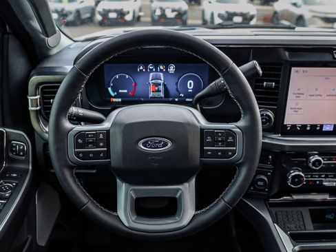 Used 2025 Ford F350 Lariat w/ Lariat Ultimate Package image 9