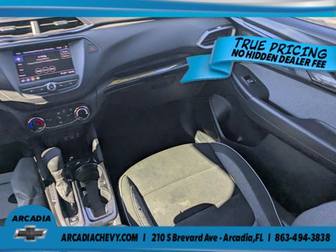 Used 2023 Chevrolet TrailBlazer LS FWD image 17