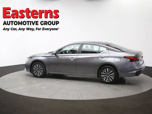Used 2023 Nissan Altima 2.5 SV w/ SV Premium Package AWD/4WD image 62