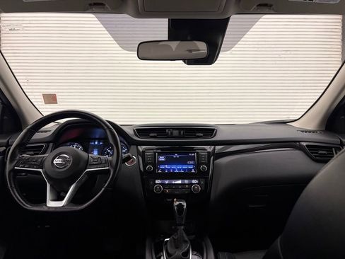 Used 2022 Nissan Rogue Sport SL AWD/4WD image 36