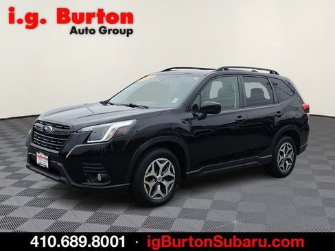 Used 2022 Subaru Forester Premium AWD/4WD image 3