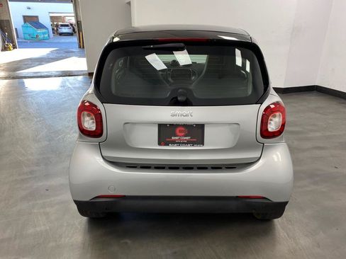 Used 2019 smart fortwo electric drive RWD image 5