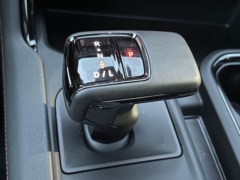New 2025 GMC Sierra 1500 AT4 AWD/4WD image 30