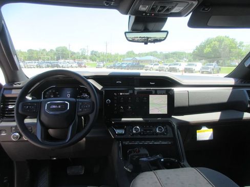 New 2026 GMC Sierra 1500 AT4 w/ AT4 Premium Package AWD/4WD image 18