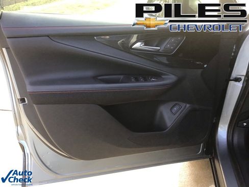 Used 2024 Chevrolet Blazer EV RS image 28