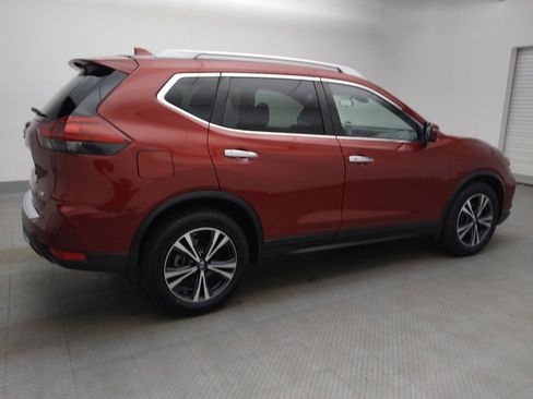 Used 2020 Nissan Rogue SV w/ Premium Package FWD image 10