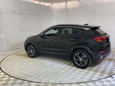 Used 2023 Buick Encore GX Essence image 6